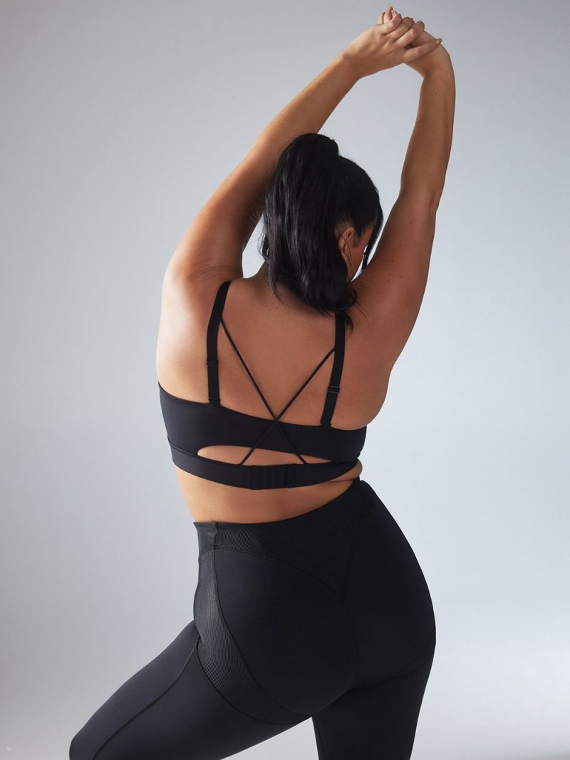 Black Savage X Fenty Curve Alert Medium-Impact Women's Sports Bra | XYKUPH095